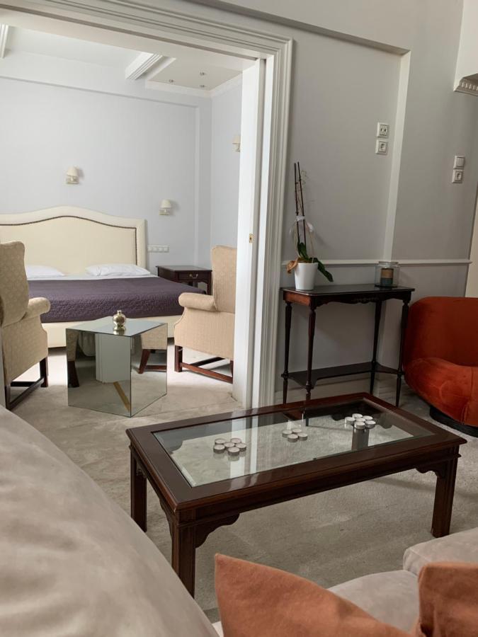 Presidential By Apartment *